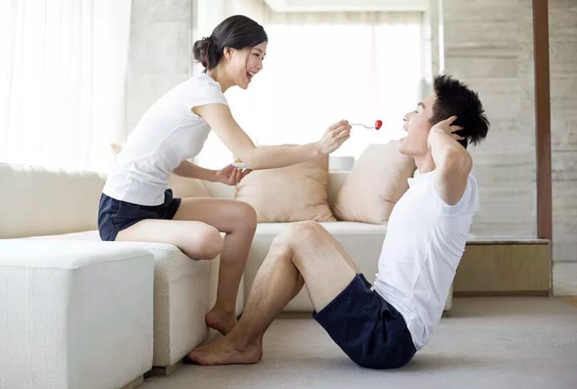 和她正常交流